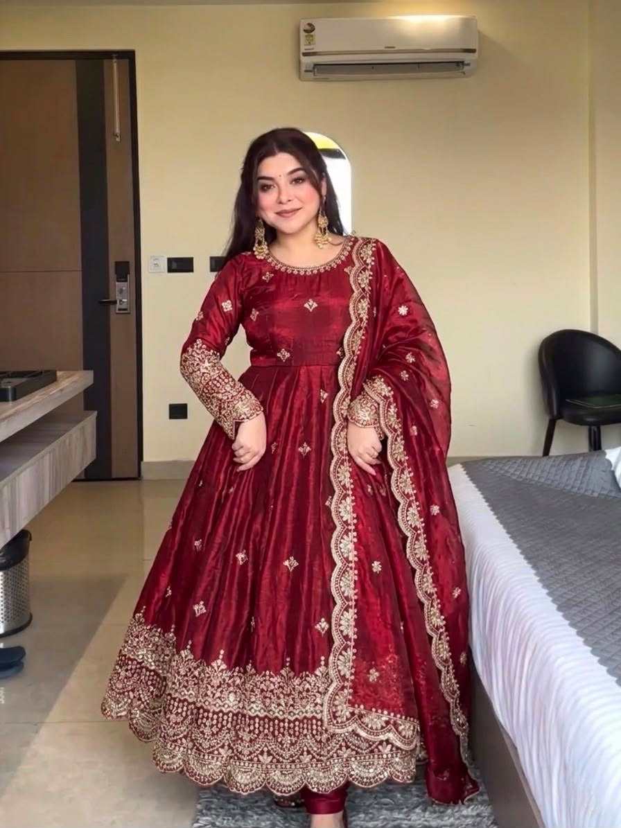 The Regal Crimson Anarkali 
: (895)