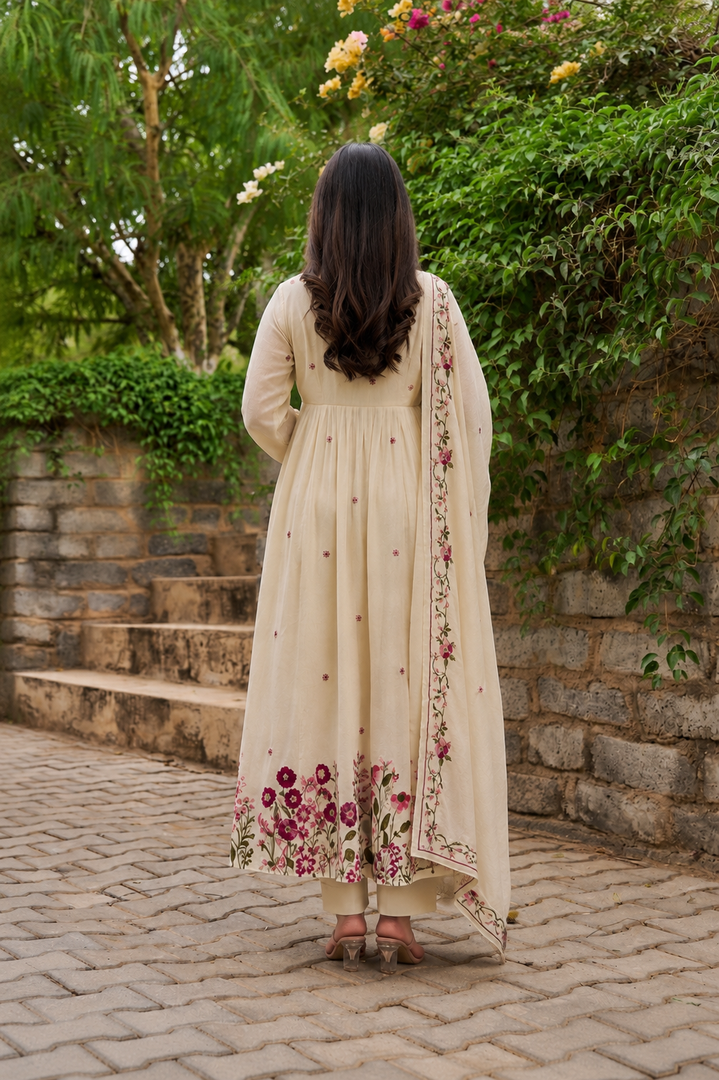 Ivory Garden Bloom Soft Cotton Suit Set