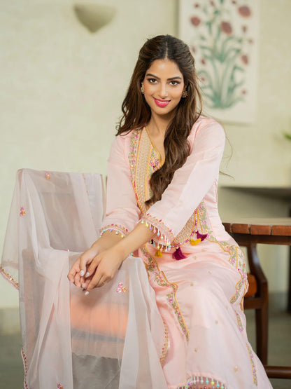 WOMEN'S PURE VISCOSE CHANDERI SILK KURTA SET
(INDIRA)