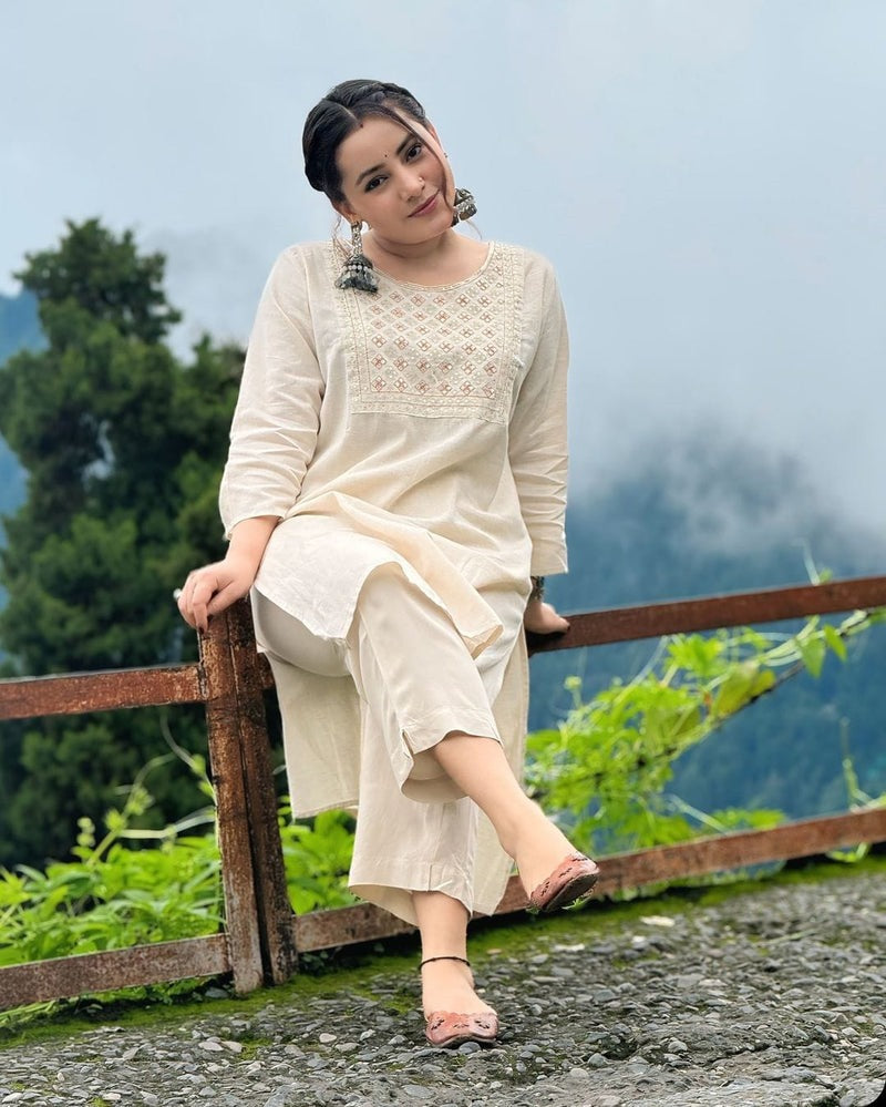 Ivory Mountain Breeze Cotton Kurta Set
