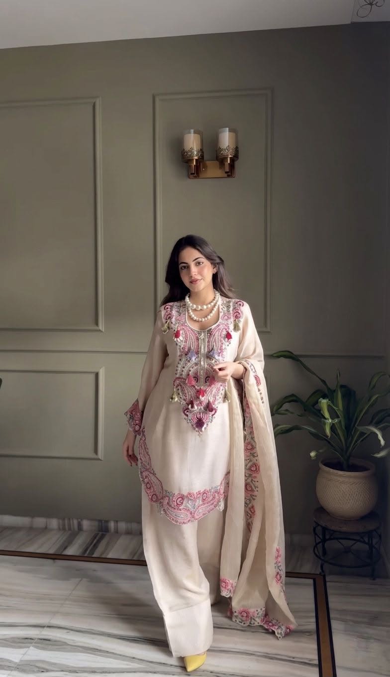 Ivory Pink Paisley Embroidered Kurta set - (5348)