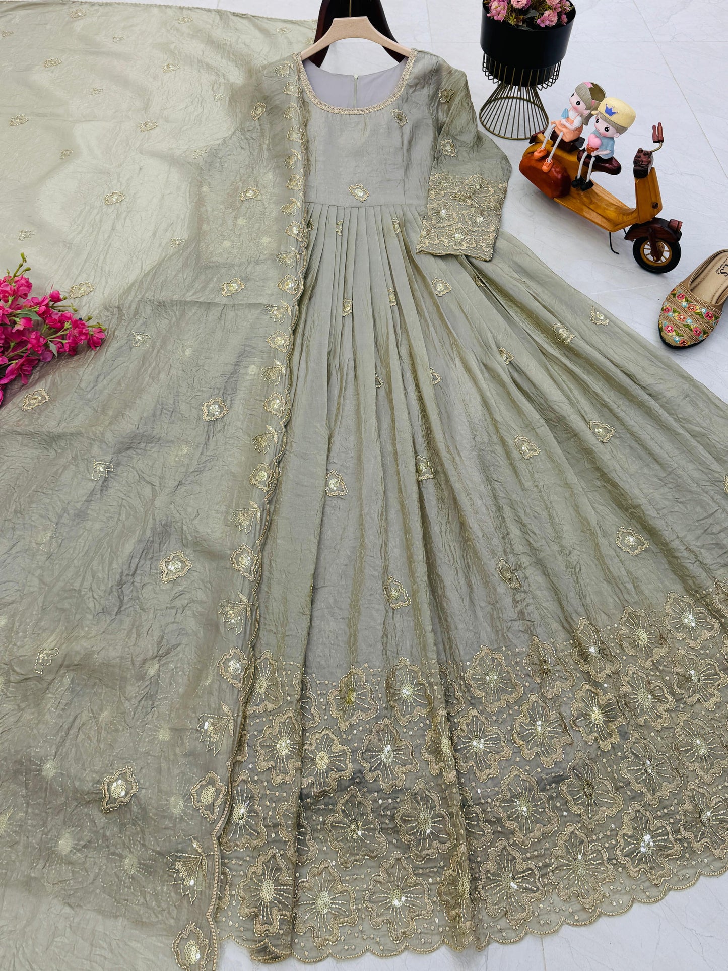 New Designer Party Gown Pent & Dupatta Set (olive green)-10018
