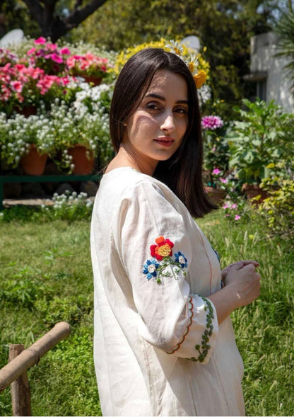 “Ivory Garden Floral Embroidered Kurta Set”