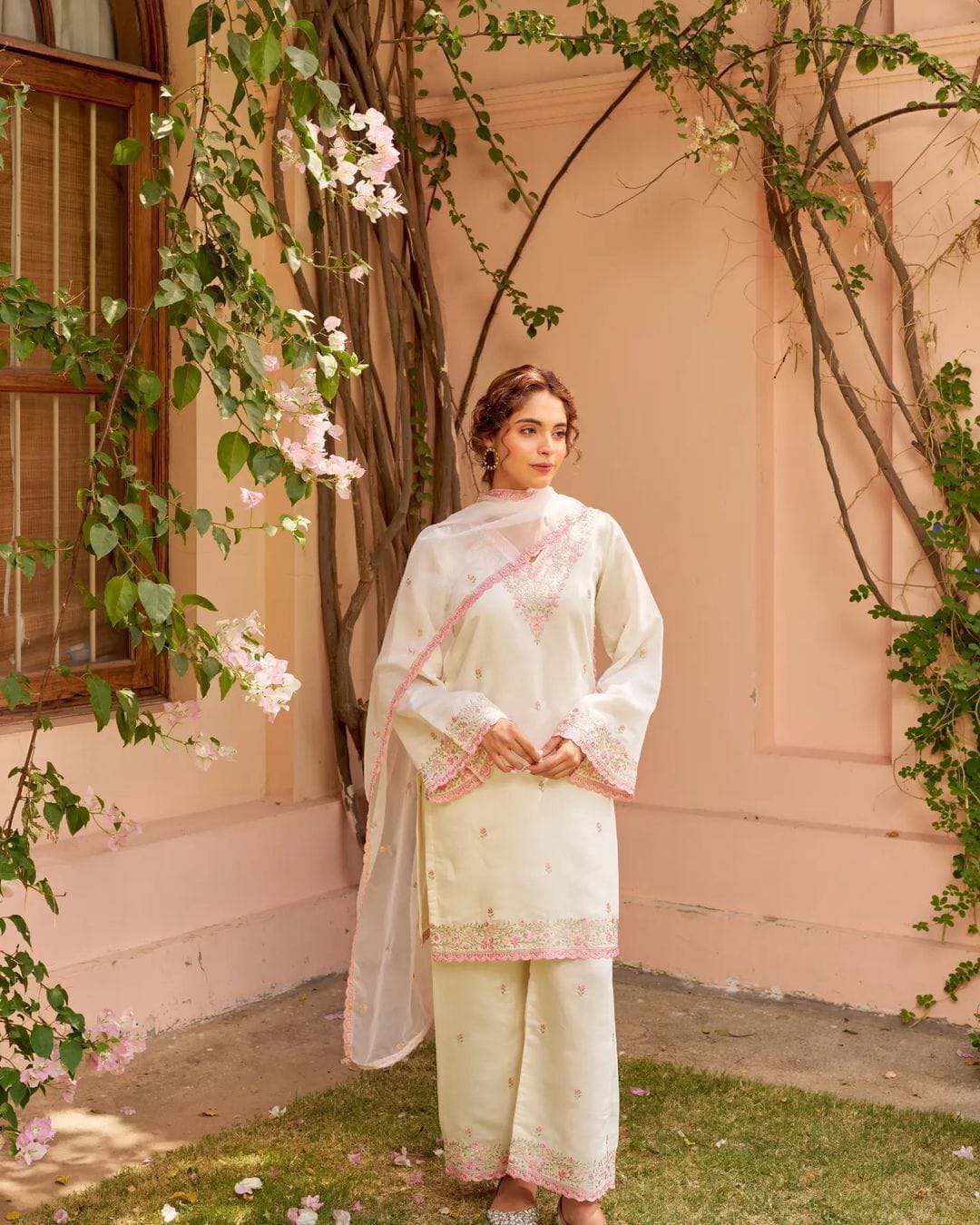 Ivory Noor Premium BulBul  Embroidered Suit Set